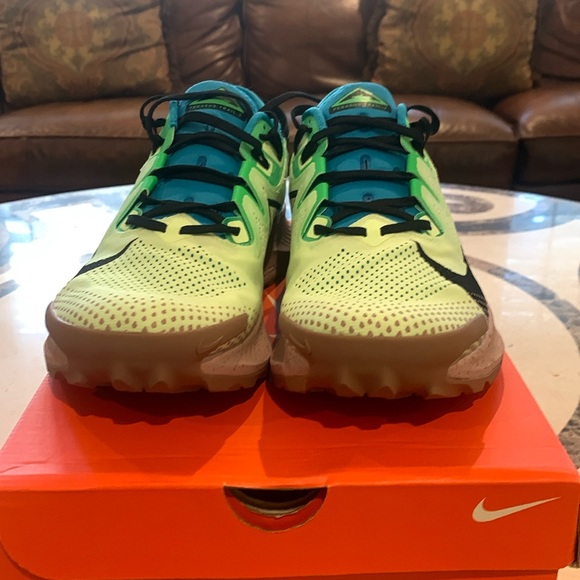 Men’s New  Nike Pegasus Trail 2 size 10 - Picture 1 of 5